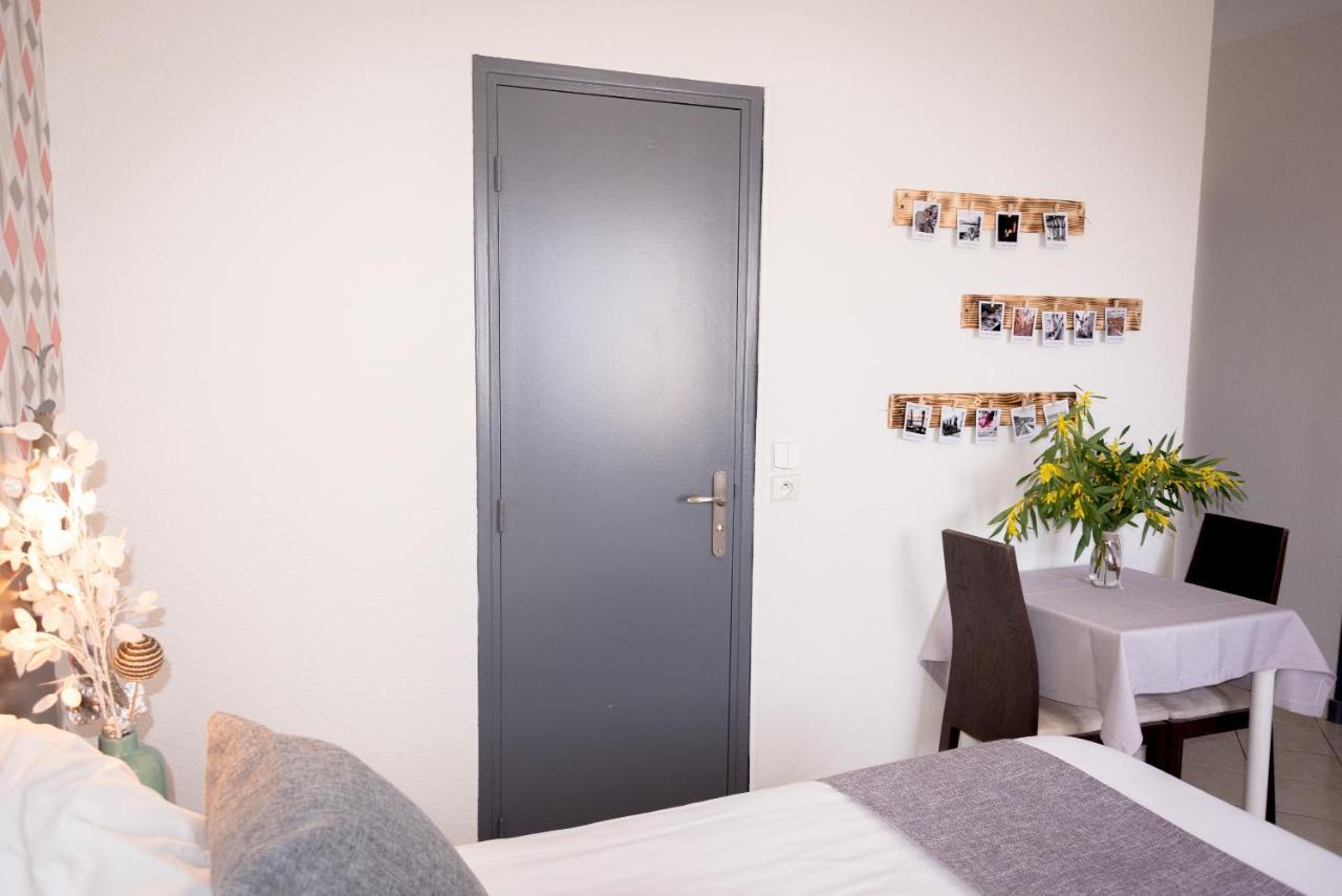 Hotel Et Appartements Reine D'Azur Roquebrune-Cap-Martin Exteriér fotografie