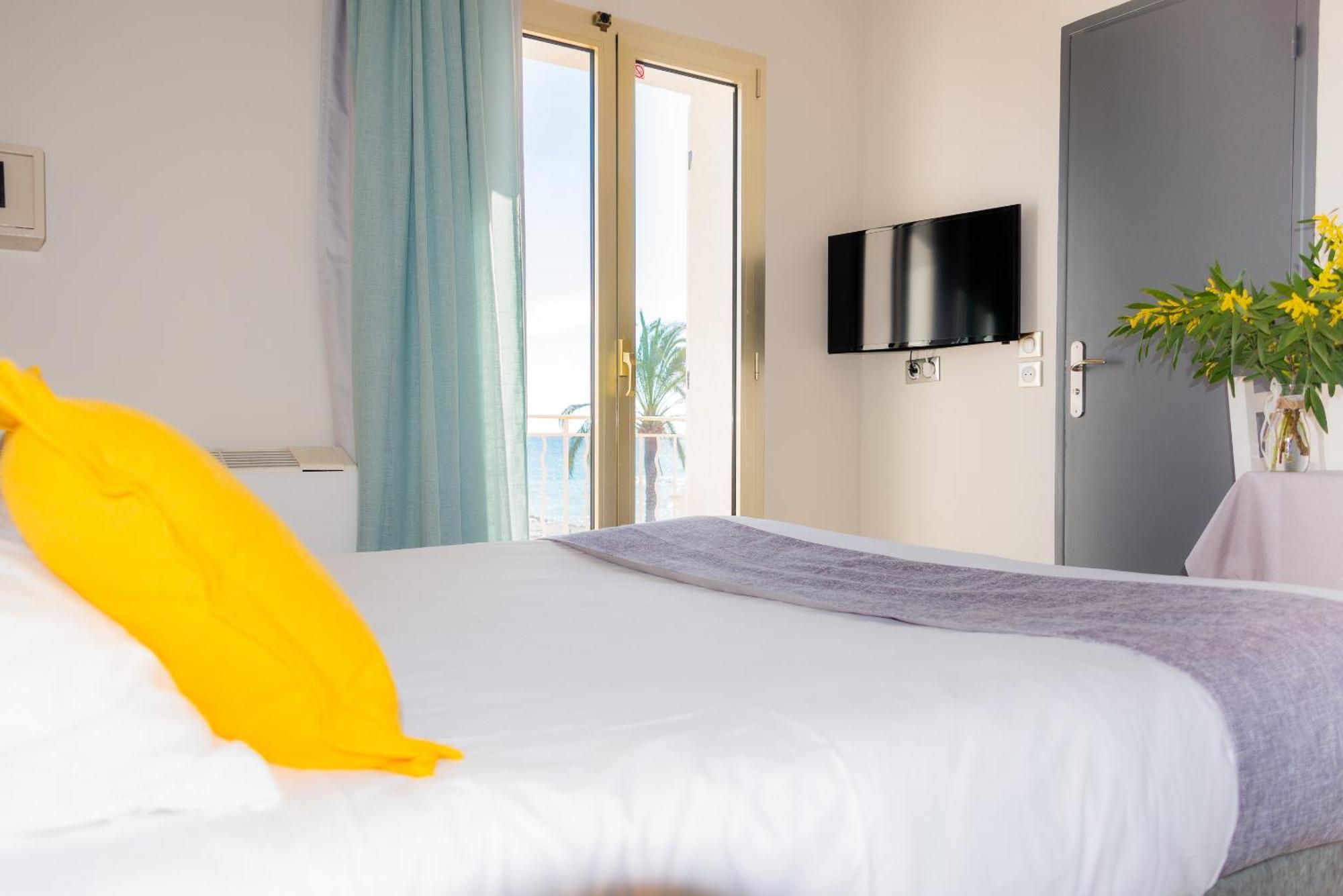 Hotel Et Appartements Reine D'Azur Roquebrune-Cap-Martin Exteriér fotografie